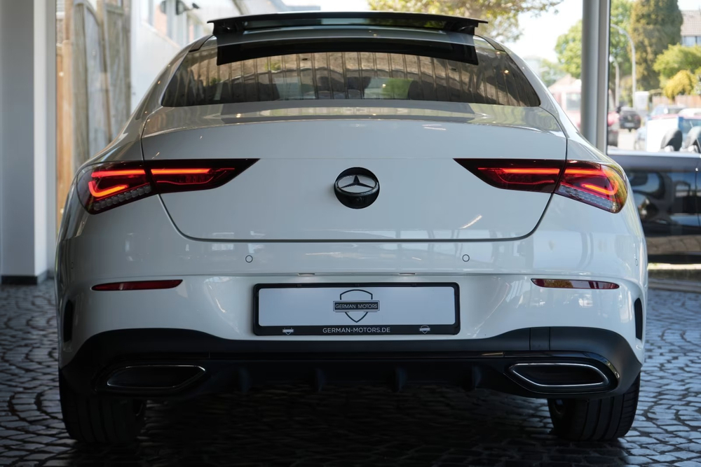 Mercedes-Benz CLA 200 Coupe AMG