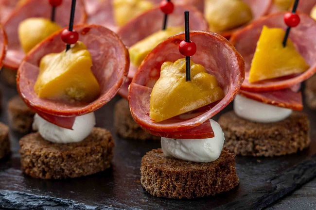 Фуршетный набор канапе «Закусочный», 60 шт.