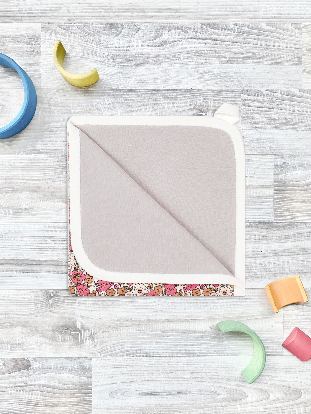 Двусторонний плед Mjölk Bloom