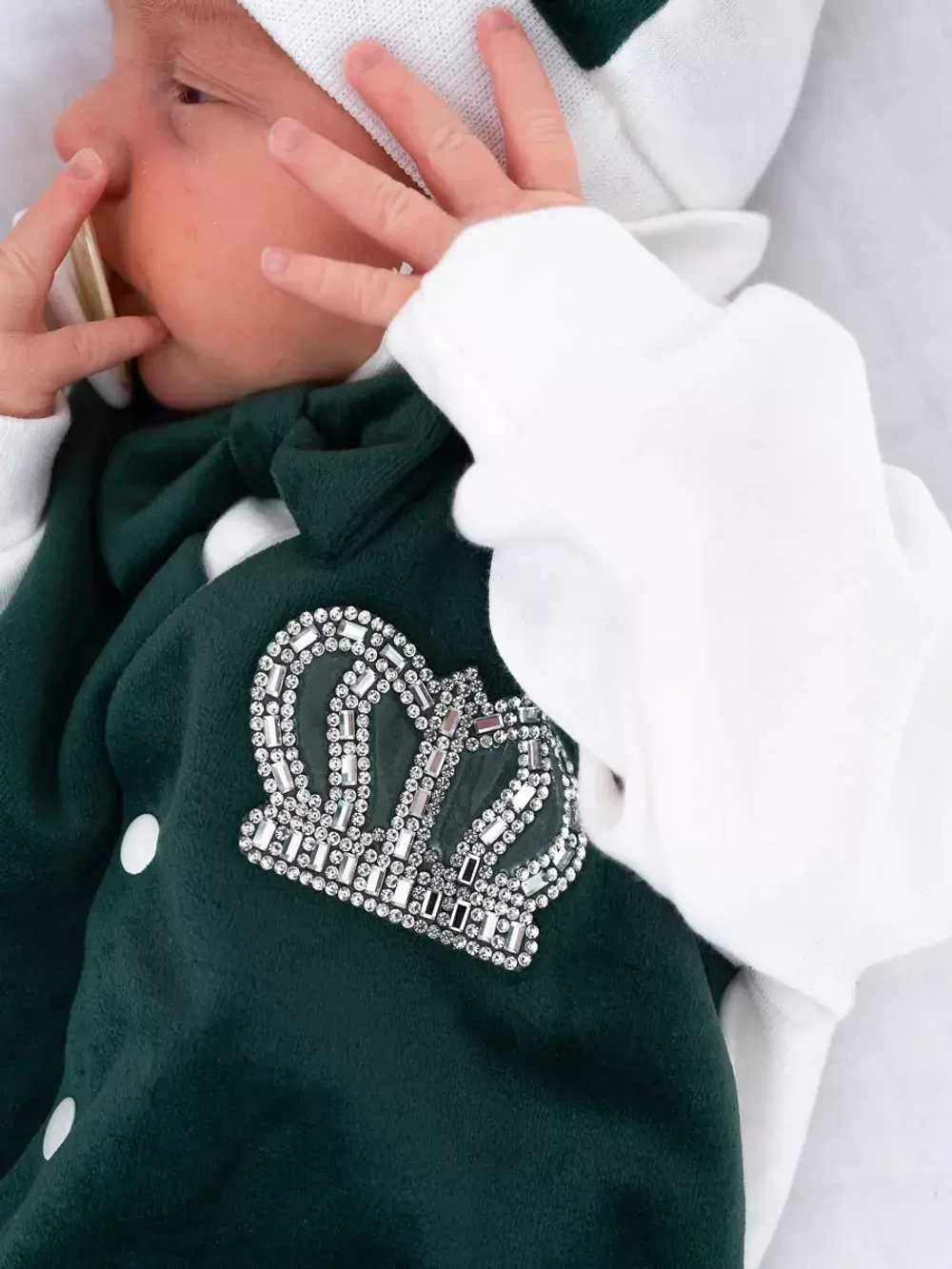 Конверт на выписку летний с короной