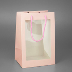 Пакет картонный с окном и ручками 30*20*15 см, розовый