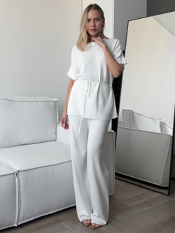 Комплект вязаный, удлиненная футболка на завязке и брюки