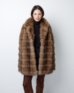 Шуба укороченная из искусственного меха соболя ореховый