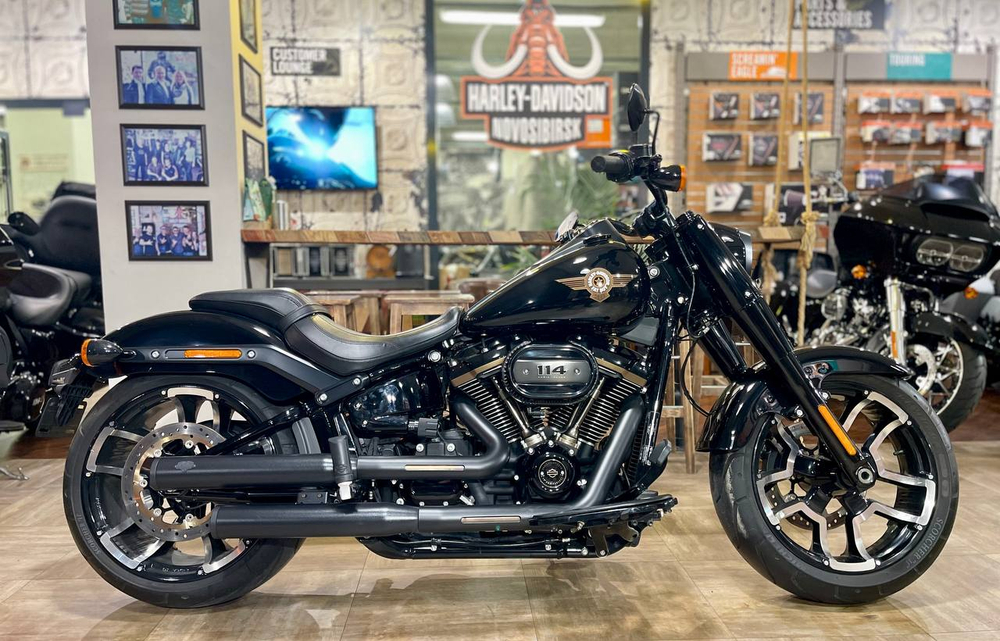 Harley-Davidson Fat Boy 114, Black Edition, 30th