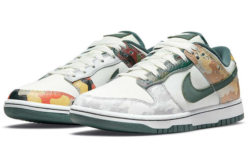 Кроссовки Nike Dunk Low Se "Sail Multi-Camo"