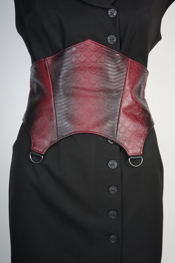 Кожаный пояс