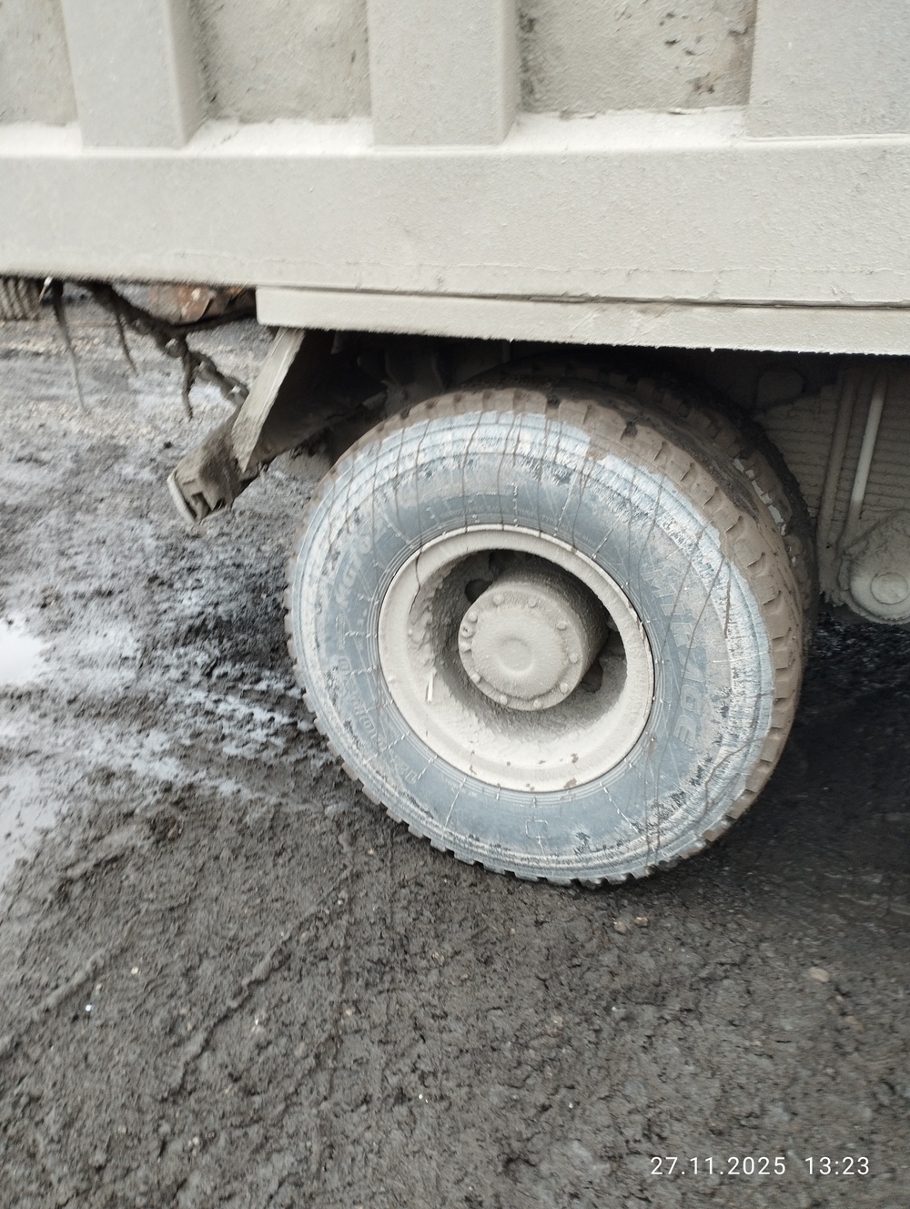Shacman (Shaanxi) SX* 6x4 Самосвал SX3258DR384 (Дизельный, 9,7 л, 329 л.с., МТ)