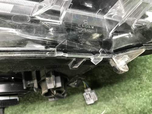 Фара правая Toyota RAV4 5 XA50 (2018-н.в.) LED