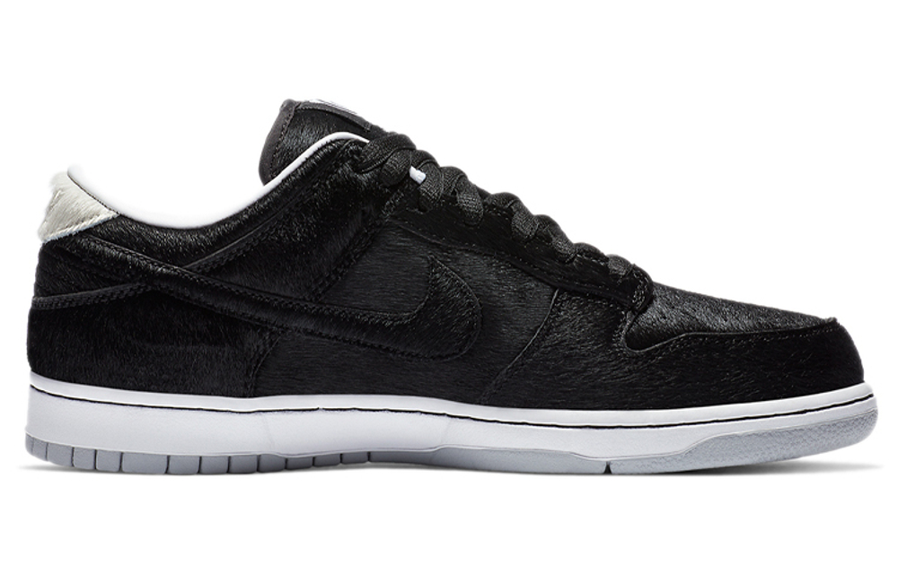 Nike sb medicom toy top