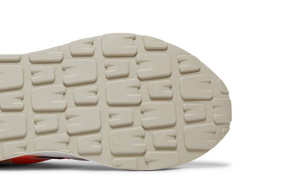 Кроссовки New Balance 5740 (Женская размерная сетка)