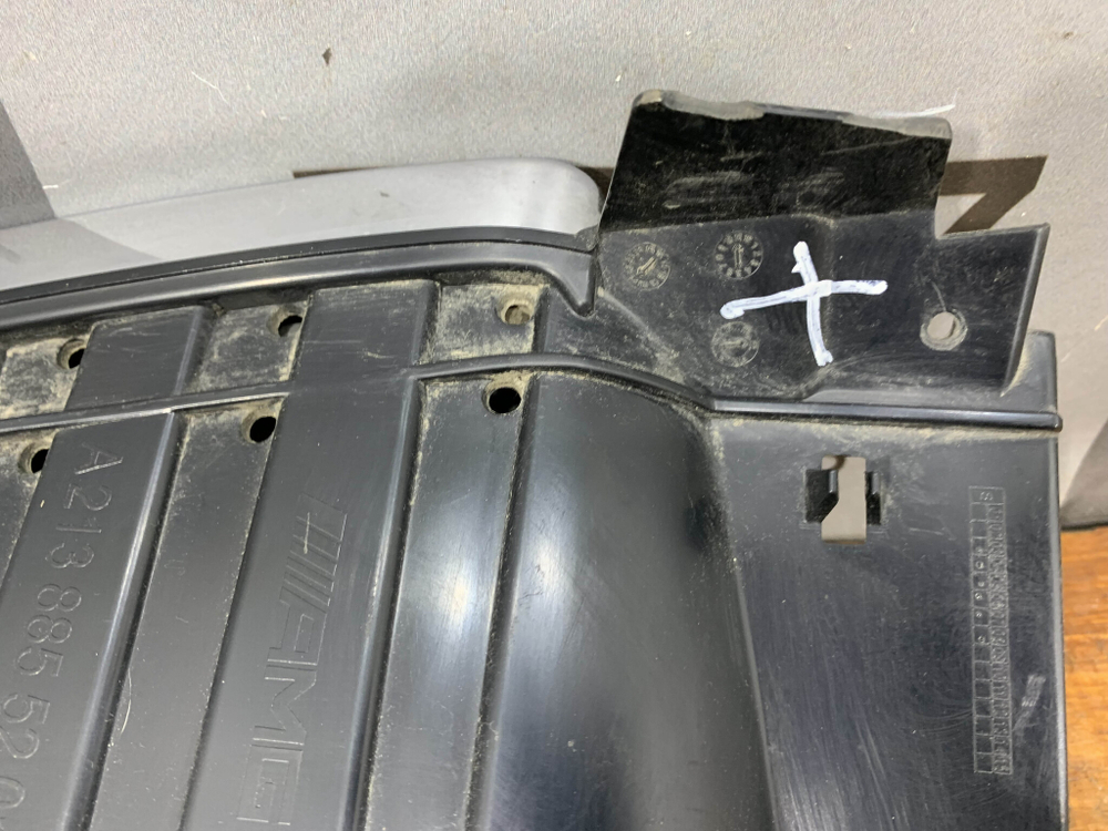 Накладка заднего бампера Mercedes E (W213) 18-нв Б/У Оригинал A2138855201