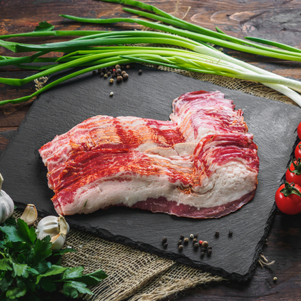 Бекон говяжий из грудного отруба (сырокопченый) "PRIMEBEEF" 250 гр