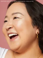 Хайлайтер Rare Beauty by Selena Gomez Positive Light Silky Touch Highlighter - Enlighten