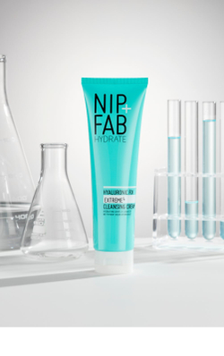 NIP+FAB Hyaluronic Fix Extreme4 2% - очищающий крем для лица /   150  ml  / GTIN 5056217808033