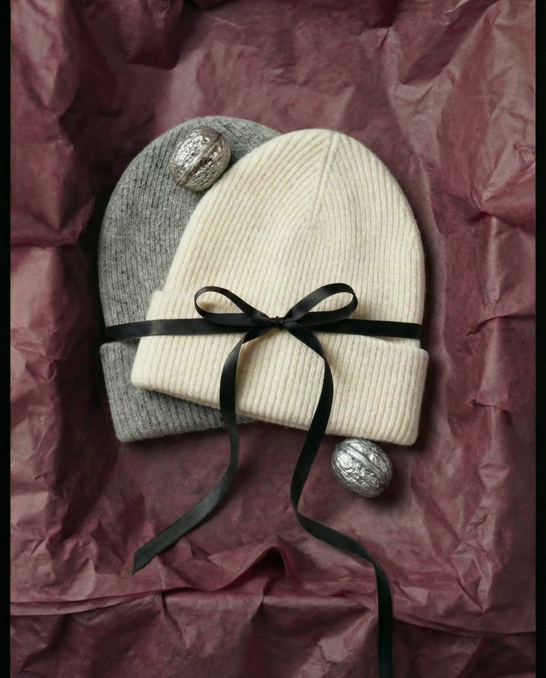 Шапка из смесового кашемира молочный