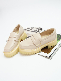 Лоферы женские демисезонные