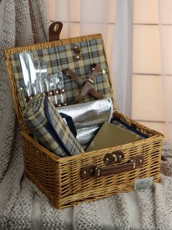 HOLYDAY BASKET Набор для пикника с термосумкой и пледом на 2 персоны