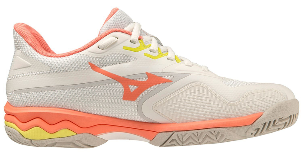 Женские теннисные кроссовки Mizuno Wave Exceed Light 2AC - snow white/fusion coral/spring
