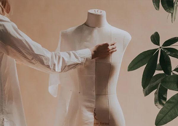 Как манекен помогает в примерке одежды Как манекен помогает в примерке одежды