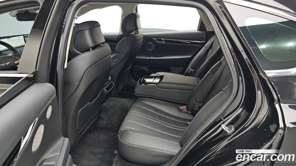 Genesis G80 (RG3) Бензин 2.5 Turbo 2WD (04.2021)