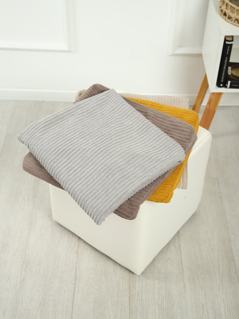 Пуф Mini серый