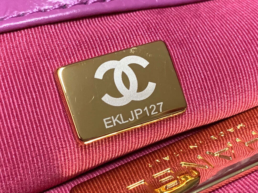 Chanel 19 Large 30 cm