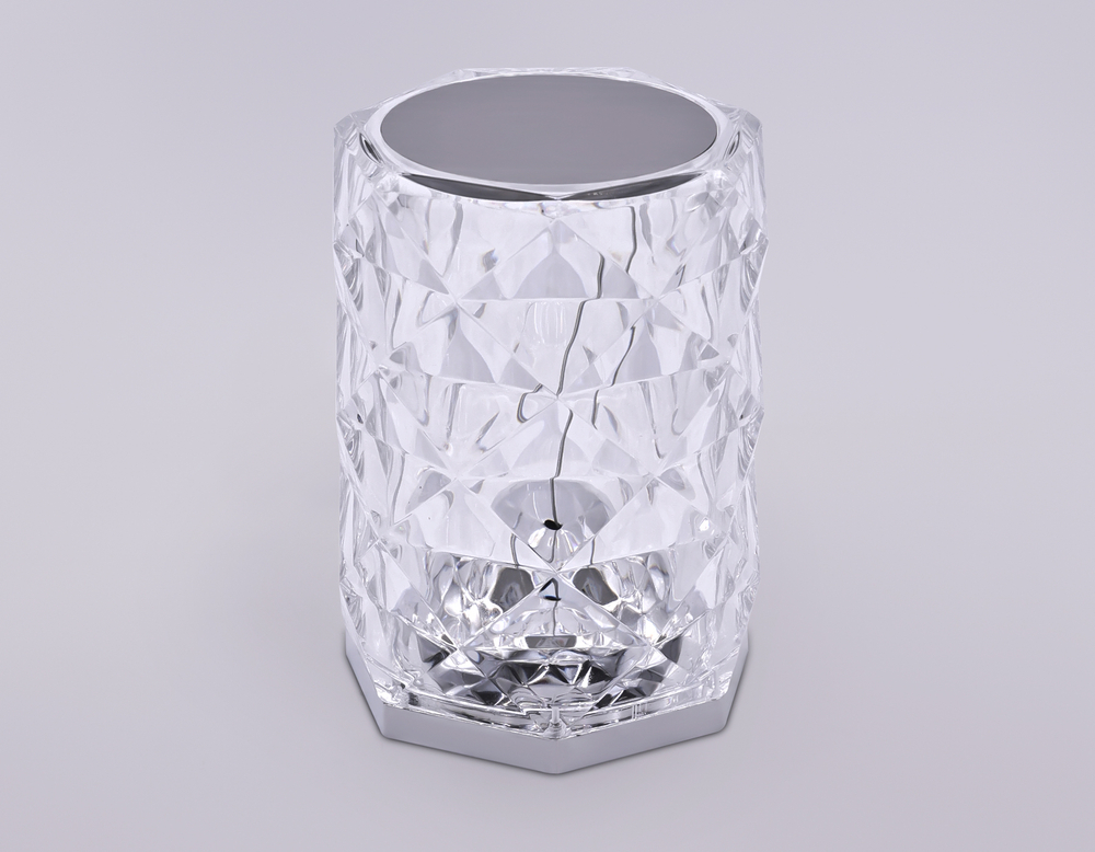 DE8011 CL прозрачный LED 3000K/4020K/6400K 3W
