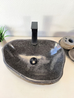 Раковина из речного камня RS-65968 49х34х15 из натурального камня