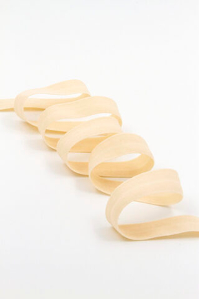 Бейка эластичная 15 мм матовая пион