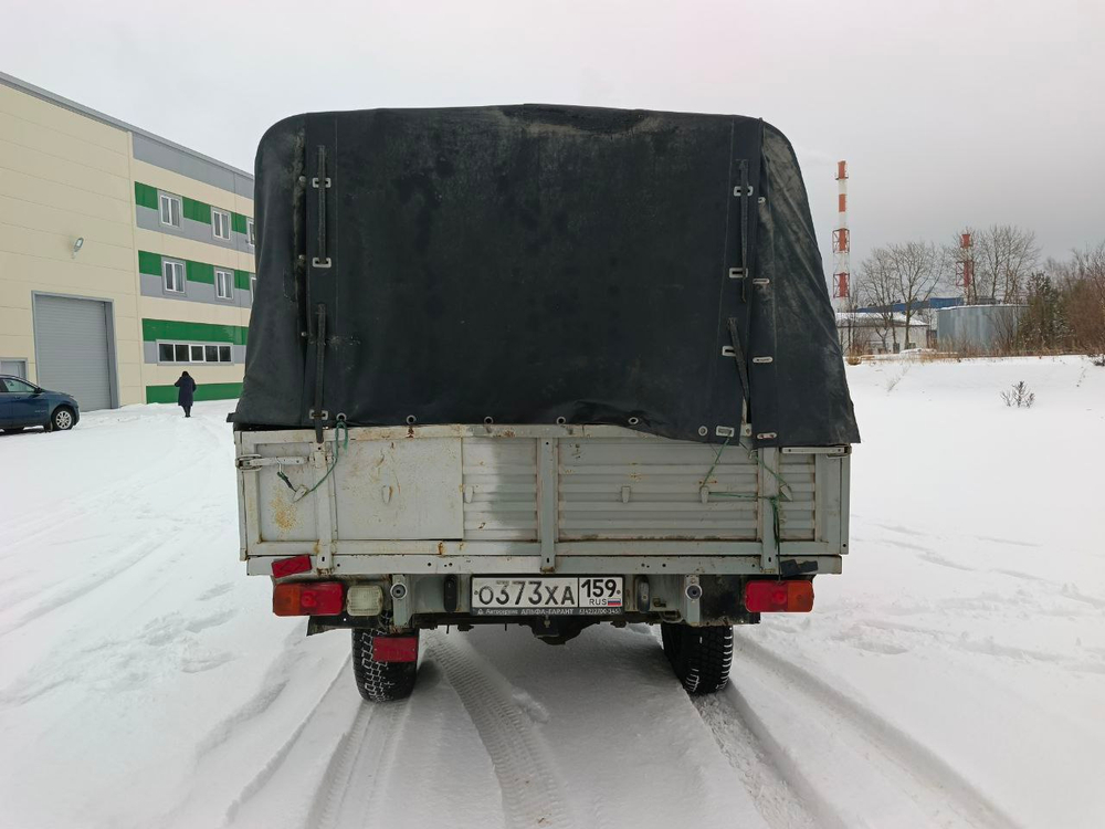 UAZ 3909* Бортовой 390945 (Тент, 4+1 мест, без ABS, Бензиновый, 2,7 л, 112 л.с.)