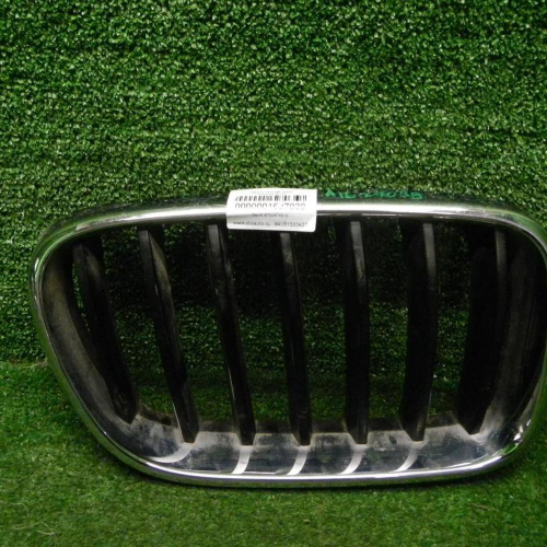Решетка радиатора правая BMW X3 F25 (2010-2014)