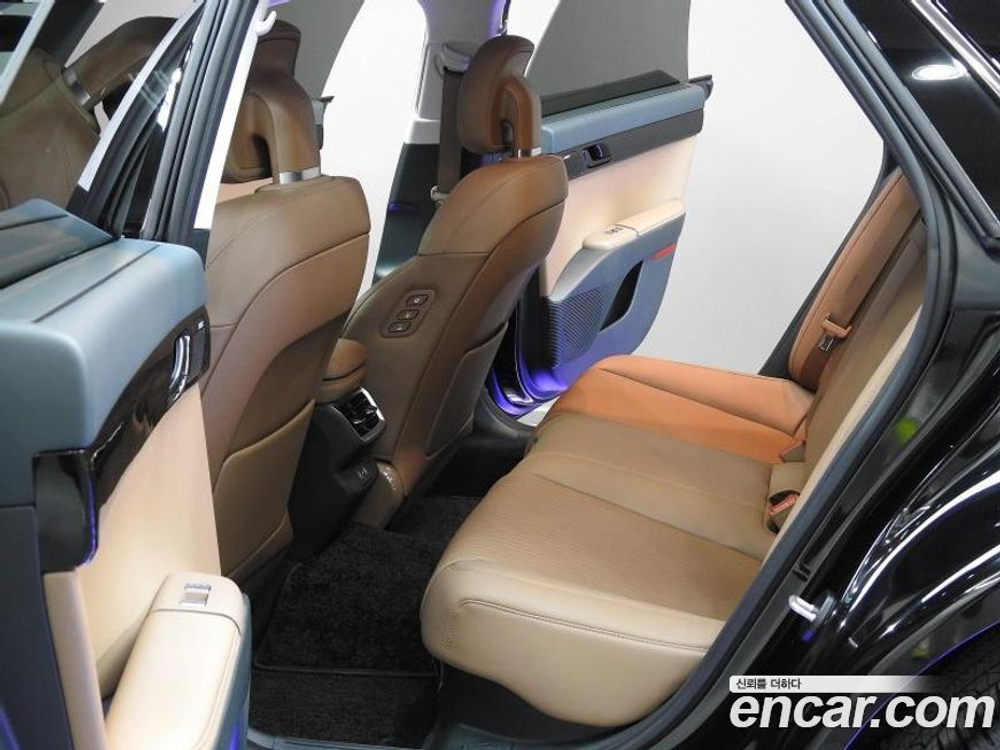 Hyundai Grandeur (Azera) Hybrid (GN7) Calligraphy (10.2023)
