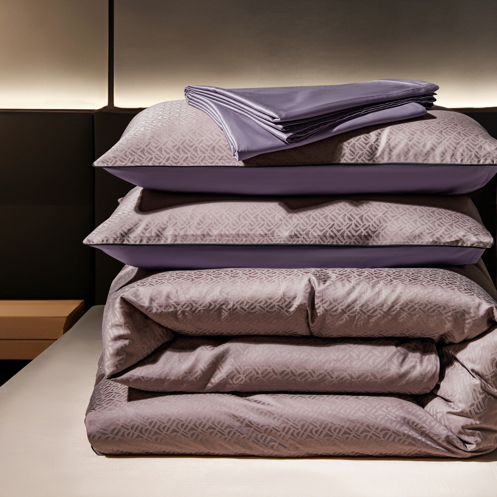 Комплект постельного белья на резинке Сатин-Жаккард Тессоро «Фиолетовая гармония»