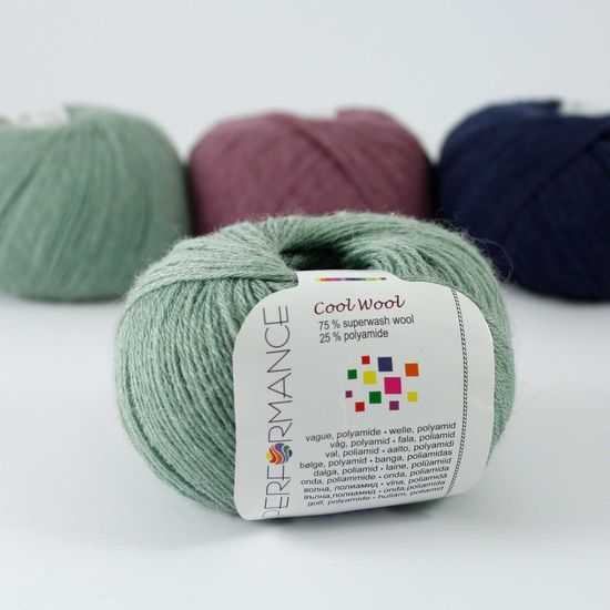 Пряжа Cool Wool 4-ply PERFORMANCE (75% шерсть супервош, 25% полиамид)