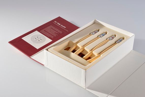 Кабель межблочный аналоговый RCA Van den Hul 3T The Cliff Hybrid. Длина 0,8 метра