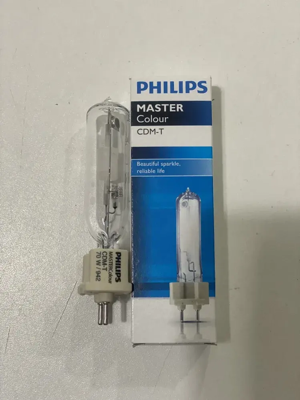 Лампа металлогалогенная PHILIPS MASTER COLOUR CDM-T 70w/942/G12