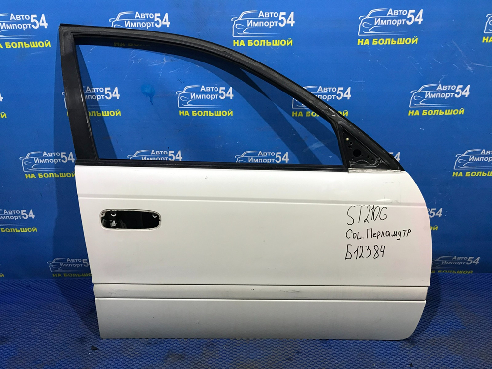 Дверь передняя правая TOYOTA CALDINA 1997-2002