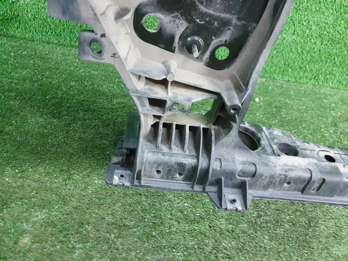 Телевизор Genesis G90 (2018-2022)