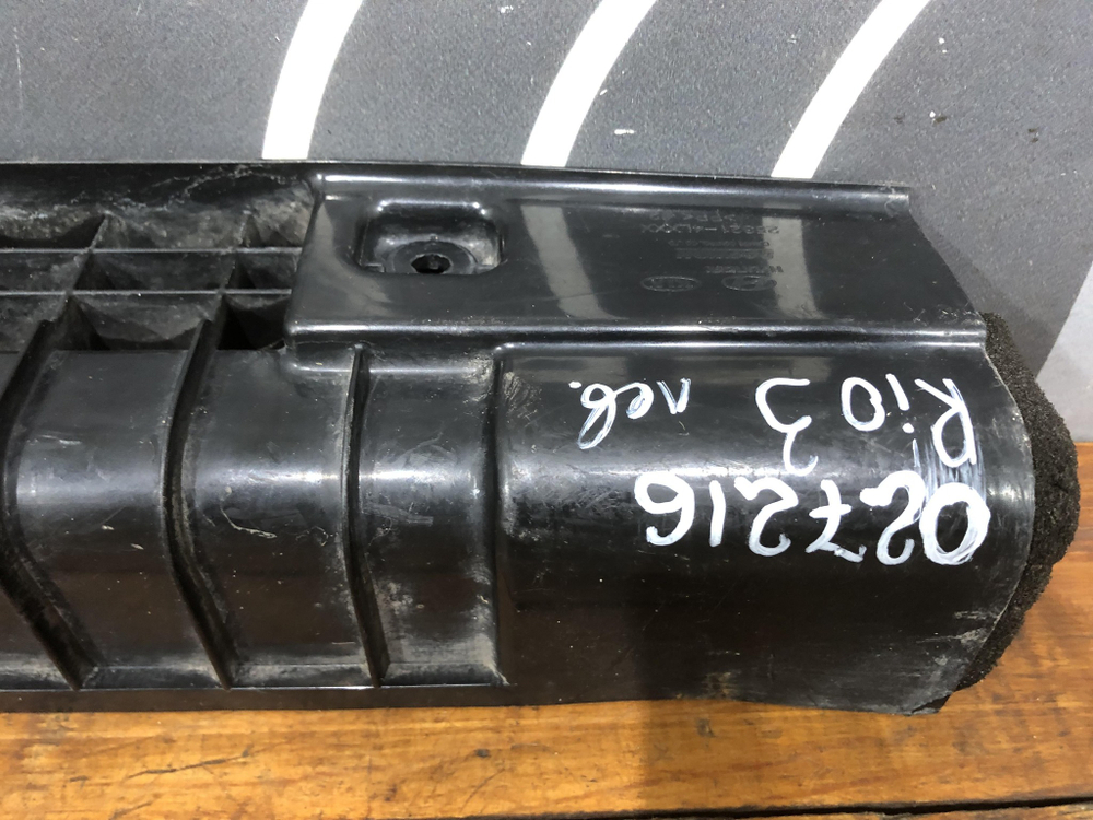 Воздуховод радиатора левый Hyundai Kia Rio 3 (QB), Solaris 1 (RB) 10-17 Б/У Оригинал 253214L000