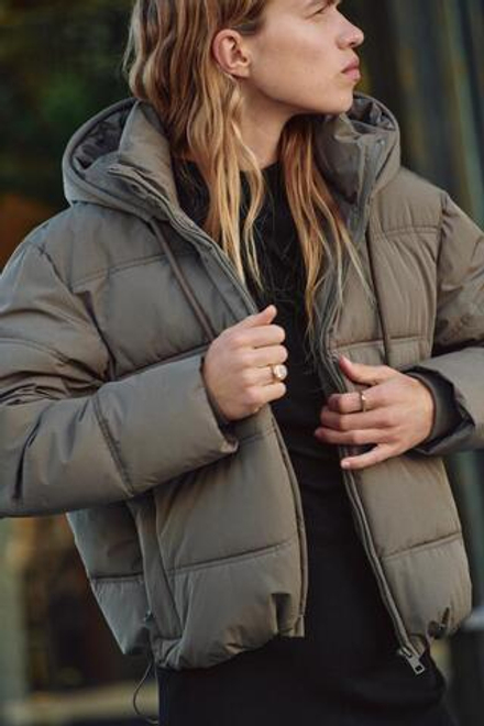 ZARA СТЕГАНЫЙ АНОРАК WATER AND WIND PROTECTION С КАПЮШОНОМ, ХАКИ