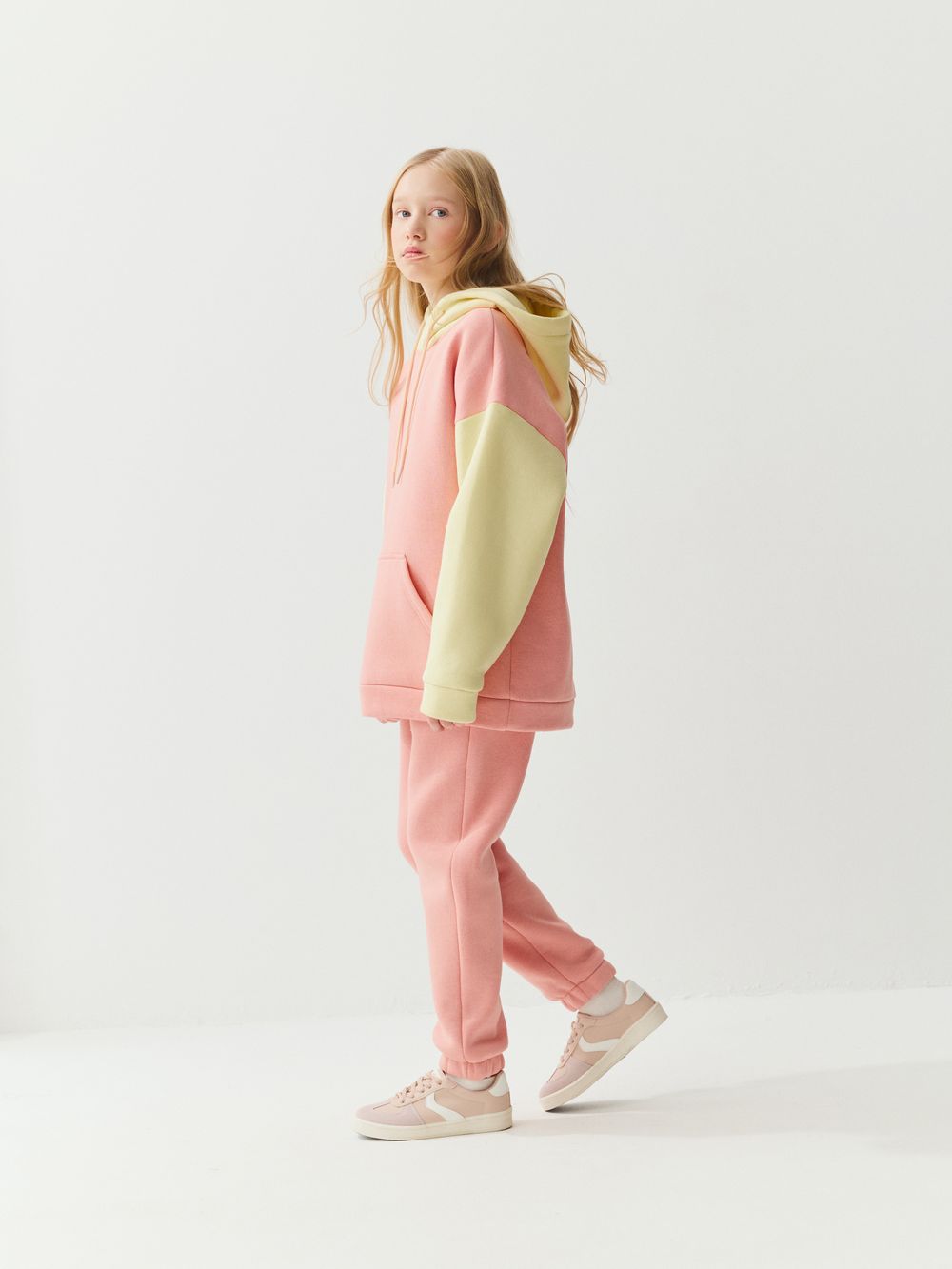 Джоггеры с карманами "Роза" утепленные 7+