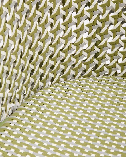 Подвесное кресло Saliga зеленого цвета из алюминия и искусственного ротанга