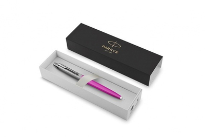 Шариковая ручка Parker Jotter, цвет MAGENTA, цвет чернил синий, толщина линии M , в подарочной коробке
