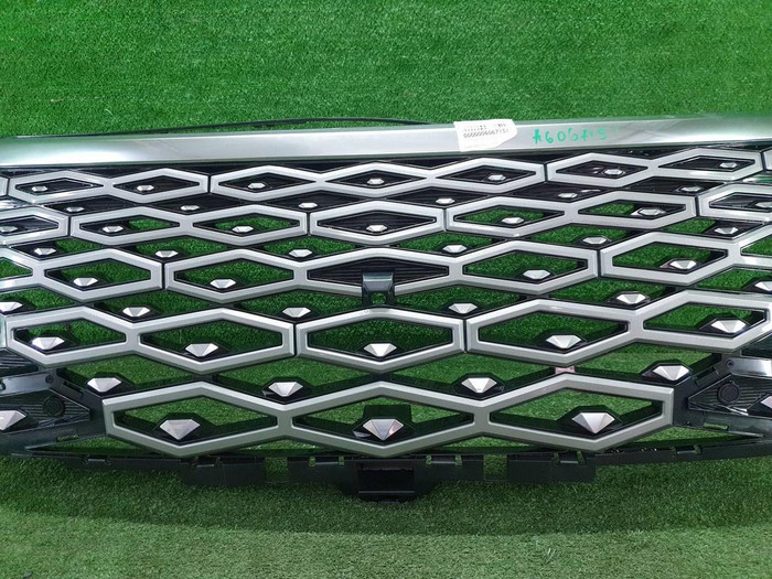 Решетка радиатора Omoda C5 (2022-н.в.)