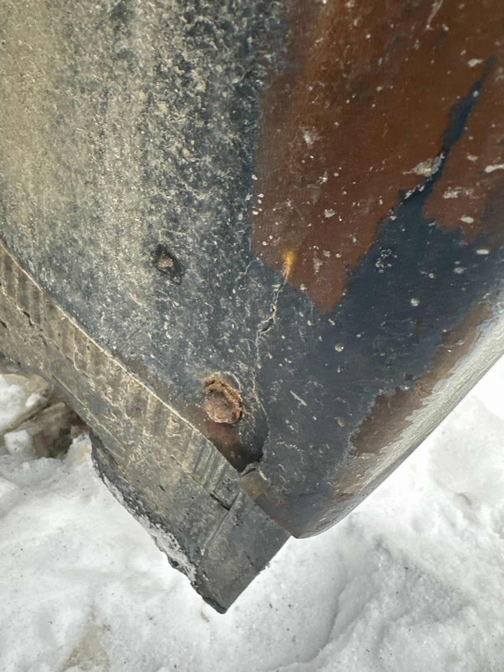 Строительные подъемные машины (СПМ) 7324* на шасси КамАЗ 65117 6x4 Бортовой с КМУ 732457 (Дизельный,