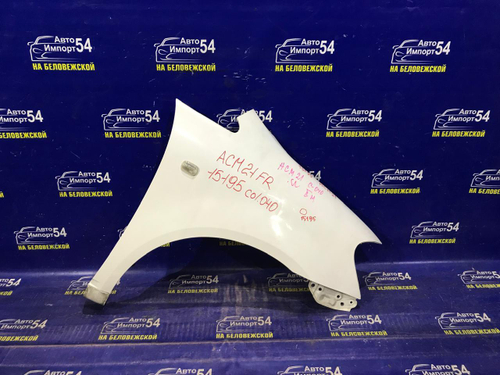 Крыло переднее правое TOYOTA IPSUM 2001-2009