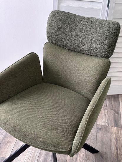 Стул TRIS 360 град. поворот с возвратом, Davis Nowo 37 зеленый, букле/ Point38 зелен / Черн