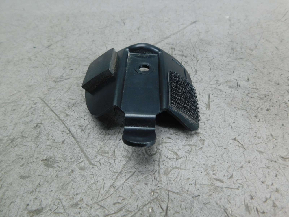Крепление левое Suzuki Gladius SFV400 VK58A 44189-44H0