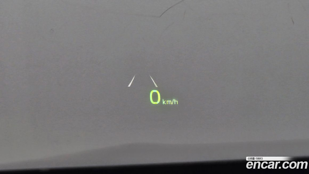 Kia K7 (Cadenza) Premier Hybrid Signatures (05.2020)