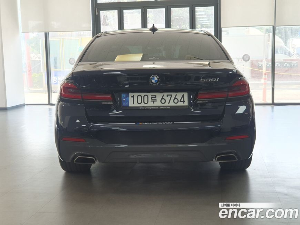 BMW 5 Series (G30) 530i M Sports (01.2021)